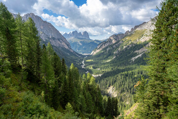 Fototapeta na wymiar Picturesque landscape of Val Contrin valley. Dolomites.