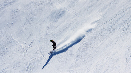 ski sur piste verglac&eacute;e 