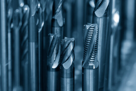 The rough cutter used solid carbide endmill tools for CNC milling machine .
