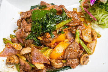 A Delicious Pad Thai Mushroom Beef Stir-Fry