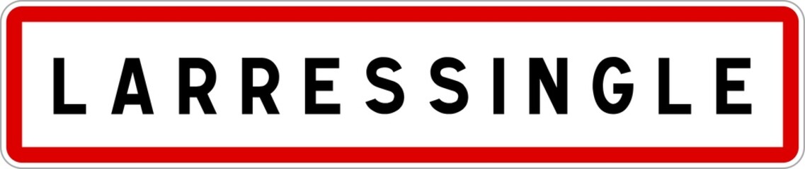Panneau entrée ville agglomération Larressingle / Town entrance sign Larressingle