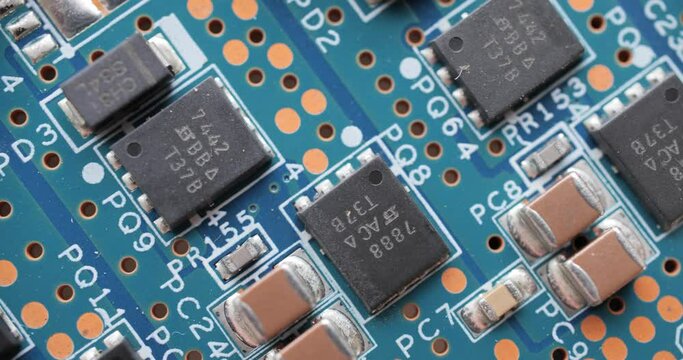 Circuit imprim&eacute; d'ordinateur macro