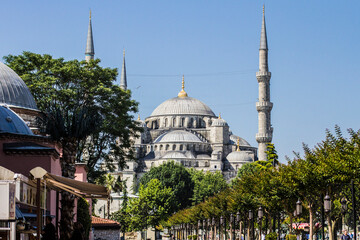 Fototapeta na wymiar View of Blue Mosque from Sultan Ahmet Square, Istanbul, Turkey