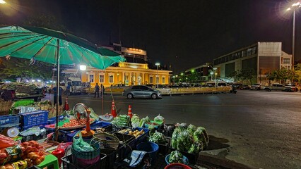 夜の市場