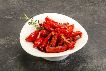 Sun-dried tomato in olive oil