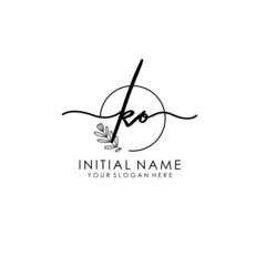 KO Luxury initial handwriting logo with flower template, logo for beauty, fashion, wedding, photography - obrazy, fototapety, plakaty