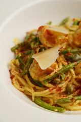 Spaghetti pasta with shrimp, parmesan cheese and green beans