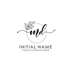 Fototapeta premium MD Luxury initial handwriting logo with flower template, logo for beauty, fashion, wedding, photography