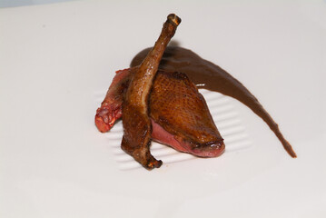 Pichón del Baztan asado