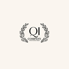 Obraz premium QI Beauty vector initial logo art handwriting logo of initial signature, wedding, fashion, jewelry, boutique, floral