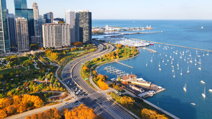 Beautiful shot of Chicago and Lake Michigan during autumn © Dian Liu/Wirestock Creators