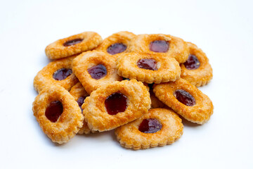 Puff pastry cookies filled with jam