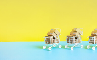 Business ecommerce or online shopping concepts with product box order in trolley.