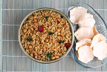 Temple Puliyodharai / Puliyogare / Tamarind Rice - Tangy and spicy South Indian rice,Tamarind rice served in temples as prasadam in temples