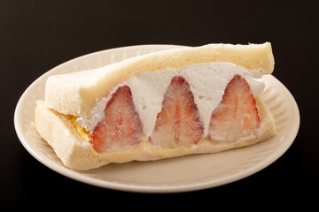 いちご　フルーツサンド