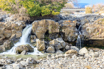 初春の鮎壺の滝　静岡県長泉町　Ayutsubo Falls in early spring. Shizuoka-ken Nagaizumi town.