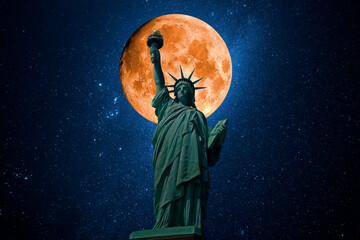 Statue of Liberty front full moon © quickshooting