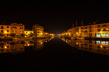 Fototapeta na wymiar Porto vecchio di Grado - Old port city of Grado