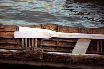 Boats along the lake bank