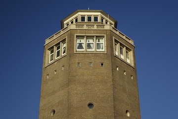 Top of Zandvoort water tower Watertoren under blue sky, low angel view (horizontal), Zandvoort, North Holland, Netherlands - obrazy, fototapety, plakaty
