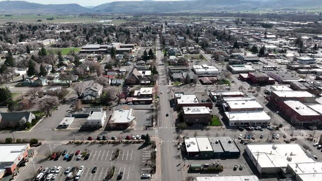 Cinematic 4K aerial drone footage of the downtown city streets of Ellensburg in Kittitas County, Western Washington