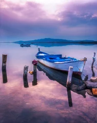Poster Licht violet boten bij zonsondergang