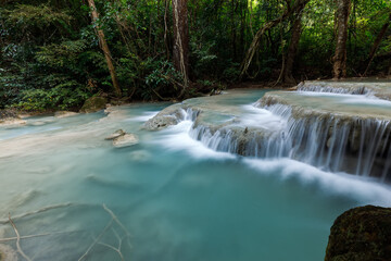 Obraz premium Erawan Waterfall,beautiful waterfall deep forest in Thailand