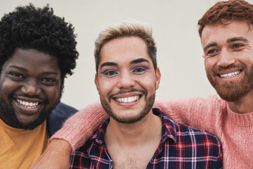 Happy multiracial men smiling on camera - Young people and diversity concept