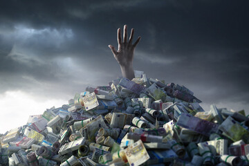 Person in a heap of money - obrazy, fototapety, plakaty
