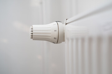 Thermostat on the battery to regulate heat. Raising prices for heating, gas, water and energy resources
