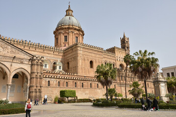 Obraz premium Façade de la cathédrale de Palerme. Sicile