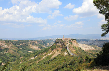 Obraz premium Small Village called Civita di Bagnoregio in Central Italy