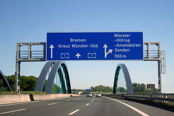 Autobahn 1, Ausfahrt Münster-Hiltrup, Brücke Dortmund-Ems-Kanal, Richtung Bremen