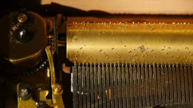 Vintage jukebox inside mechanism rotate close-up
