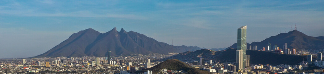 Fototapeta na wymiar Panorámica de Monterrey, México