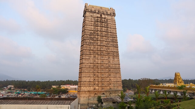 Murudeshwara Temple Complex with a tall 20 storied Gopuram. Uttara Kannada, Karnataka, India