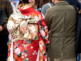 着物姿のカップル