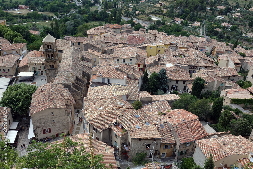 Poster moustiers-sainte-marie, provence