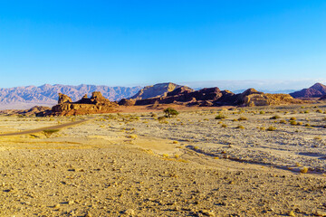Sphinx shaped rock, and landscape, in Timna desert park
