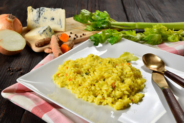 Riso gorgonzola e curcuna