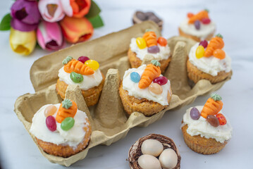 Carrot cake cupcakes with cream cheese for Easter