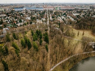 Wieżowce z wielkiej płyty, widok z drona © rozentuzjazmowany