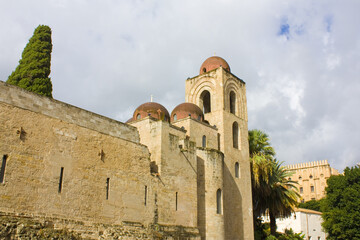 Fototapeta na wymiar Church of Sant Giovanni degli Eremiti in Palermo, Sicily, Italy
