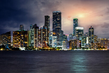 Fototapeta na wymiar Miami skyline evening scenic view