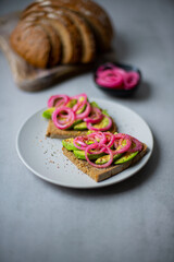 Red Onion Pickles Bread with Avocado