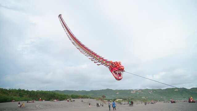 Routine activities at parangtritis beach tourist destinations, dragon kites that fly in the sky every afternoon until sunset