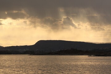 cloudy sky over the mountains - Fornebu