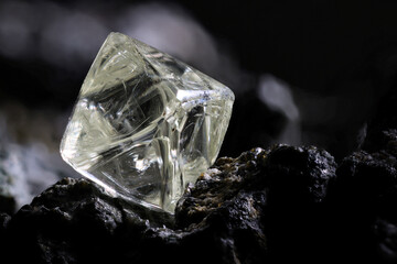 0.55 ct octahedral diamond from South Africa nestled in kimberlite