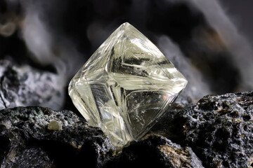 0.55 ct octahedral diamond from South Africa nestled in kimberlite