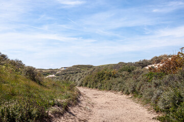 Auf dem Weg zum Strand in Holland
